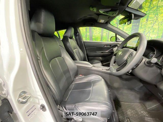Toyota C-HR 2022-04 8229246-8