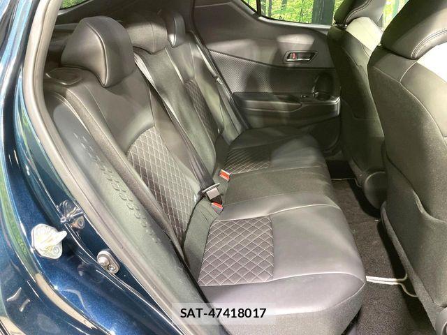 Toyota C-HR 2019-03 8229248-8