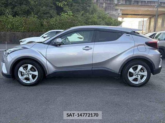 Toyota C-HR 2018-07 8229249-18