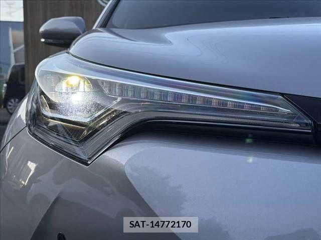 Toyota C-HR 2018-07 8229249-26