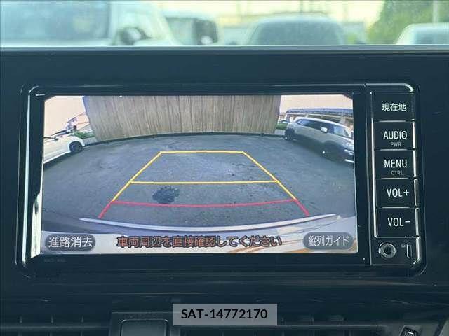 Toyota C-HR 2018-07 8229249-5
