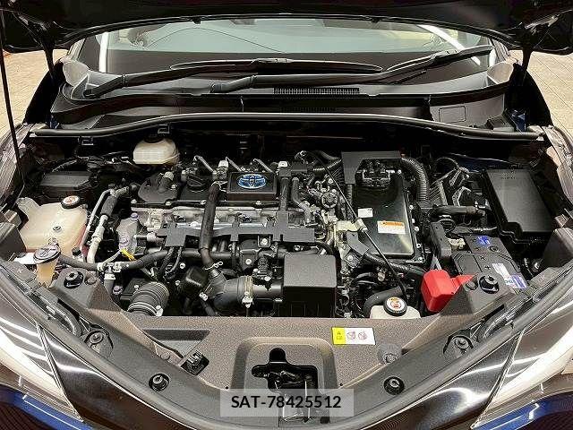 Toyota C-HR 2020-08 8244828-13