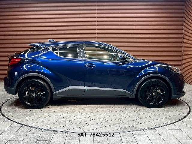 Toyota C-HR 2020-08 8244828-17