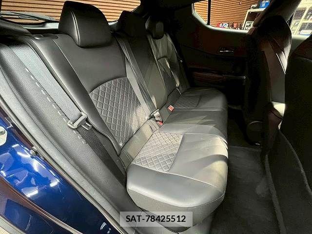 Toyota C-HR 2020-08 8244828-8