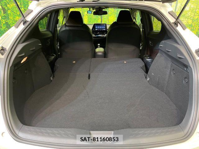 Toyota C-HR 2017-02 8313646-9