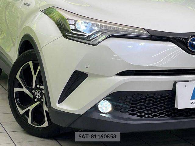 Toyota C-HR 2017-02 8313646-11