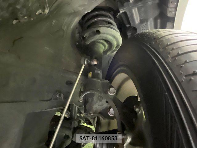 Toyota C-HR 2017-02 8313646-19