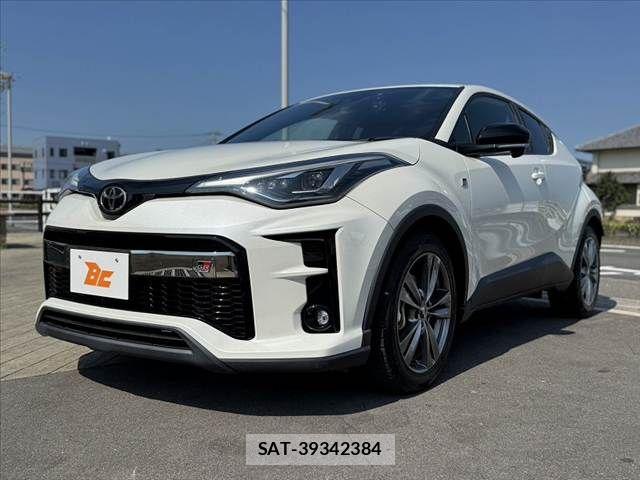 Toyota C-HR 2021-03 8313642-9