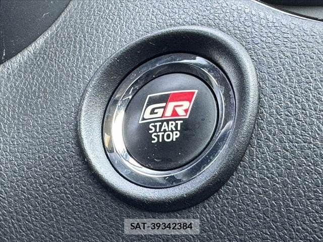 Toyota C-HR 2021-03 8313642-23