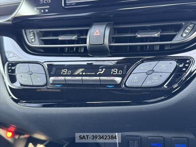 Toyota C-HR 2021-03 8313642-26