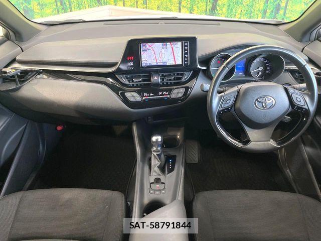Toyota C-HR 2019-07 8313650-1