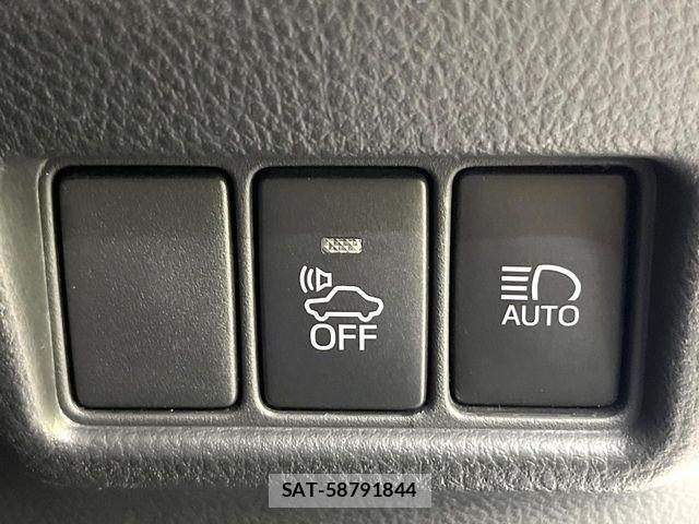Toyota C-HR 2019-07 8313650-5