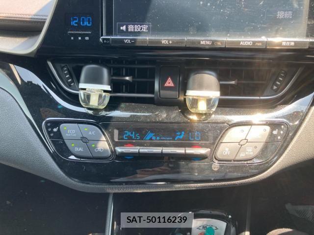 Toyota C-HR 2017-01 8313663-20