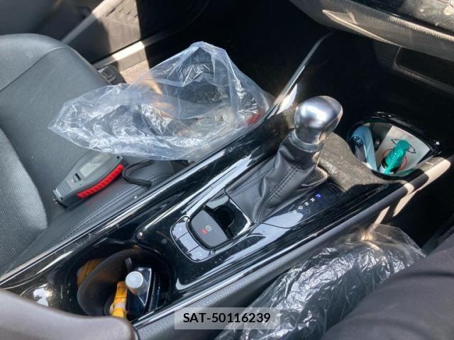 Toyota C-HR 2017-01 8313663-21