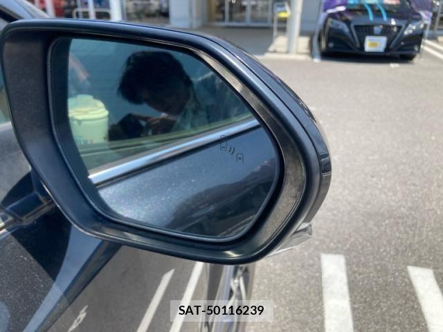 Toyota C-HR 2017-01 8313663-26