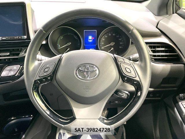 Toyota C-HR 2019-07 8313647-10