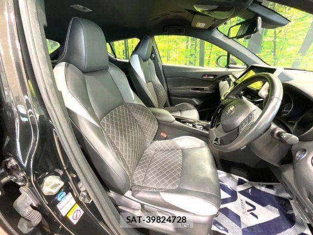 Toyota C-HR 2019-07 8313647-7
