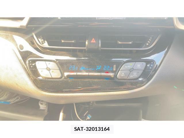 Toyota C-HR 2018-02 8313660-21