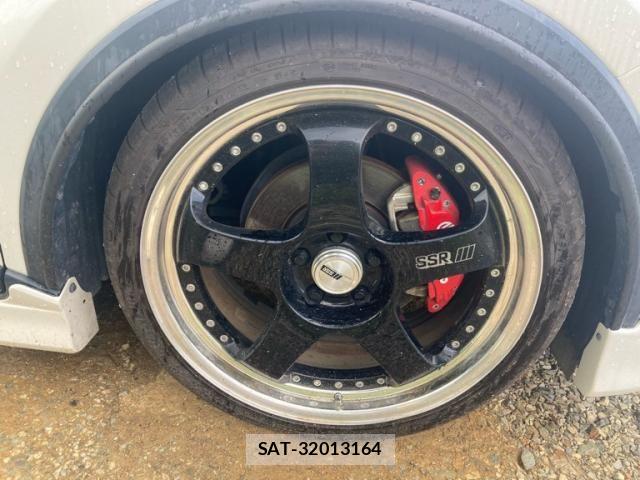 Toyota C-HR 2018-02 8313660-8