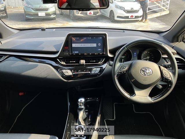 Toyota C-HR 2019-03 8313645-1