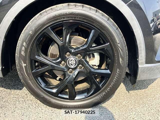 Toyota C-HR 2019-03 8313645-3