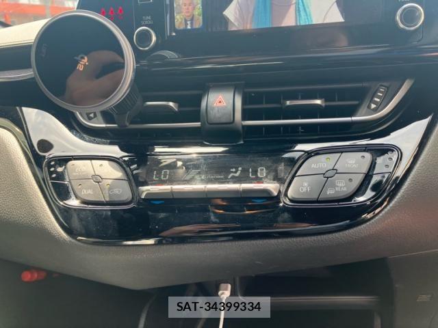 Toyota C-HR 2022-02 8313643-14
