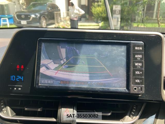Toyota C-HR 2017-02 8313651-19