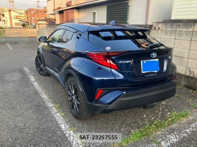Toyota C-HR 2020-09 8313652-2