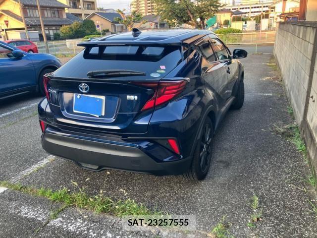 Toyota C-HR 2020-09 8313652-3
