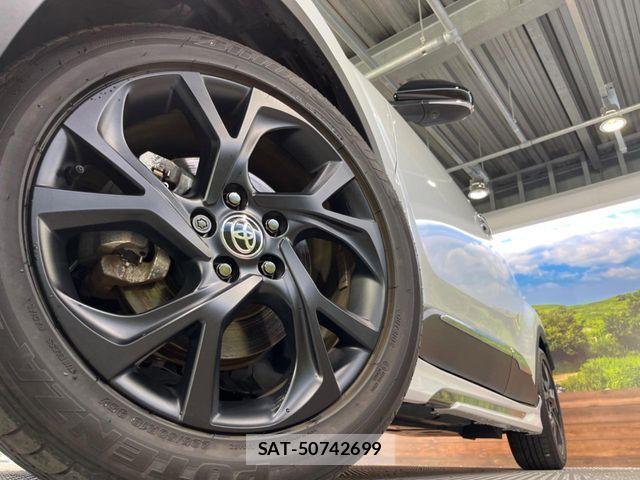 Toyota C-HR 2022-03 8313641-13