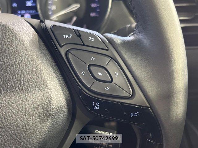 Toyota C-HR 2022-03 8313641-6
