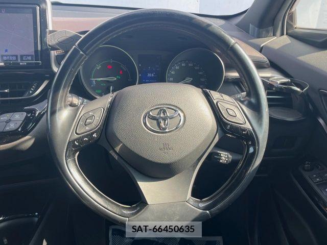 Toyota C-HR 2018-09 8313654-13