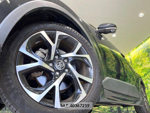 Toyota C-HR 2017-06 8313653-12