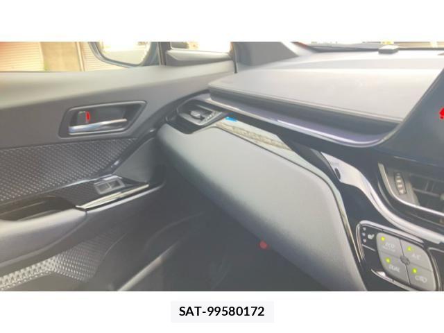 Toyota C-HR 2022-07 8313644-23
