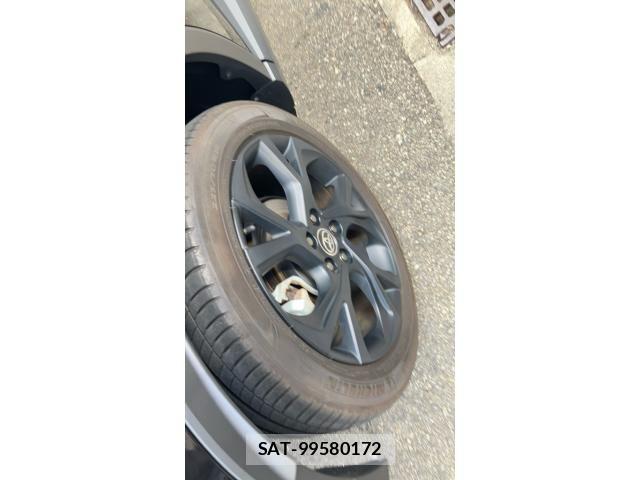 Toyota C-HR 2022-07 8313644-5