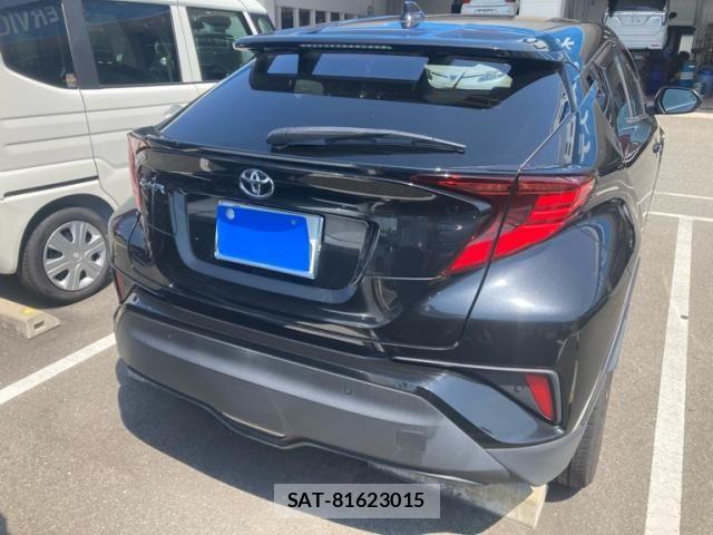 Toyota C-HR 2021-03 8335205-11