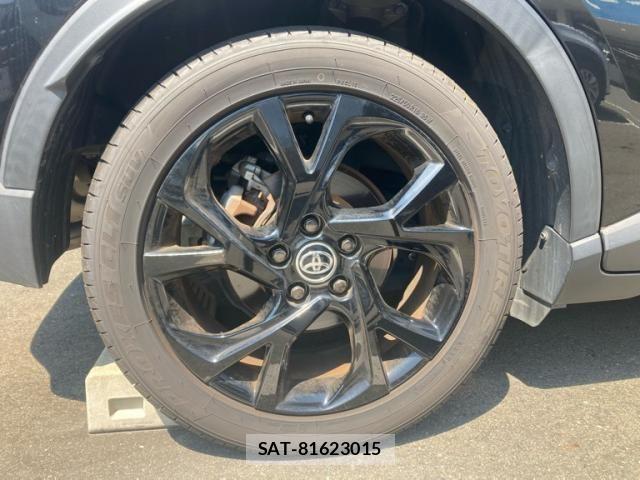Toyota C-HR 2021-03 8335205-4