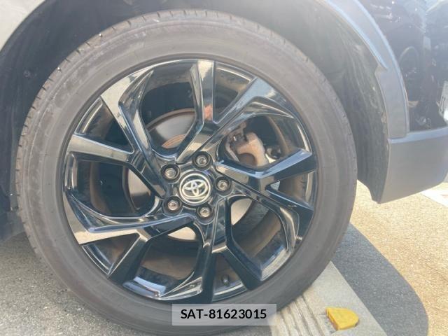 Toyota C-HR 2021-03 8335205-5