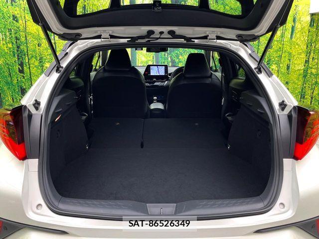 Toyota C-HR 2021-04 8335206-9
