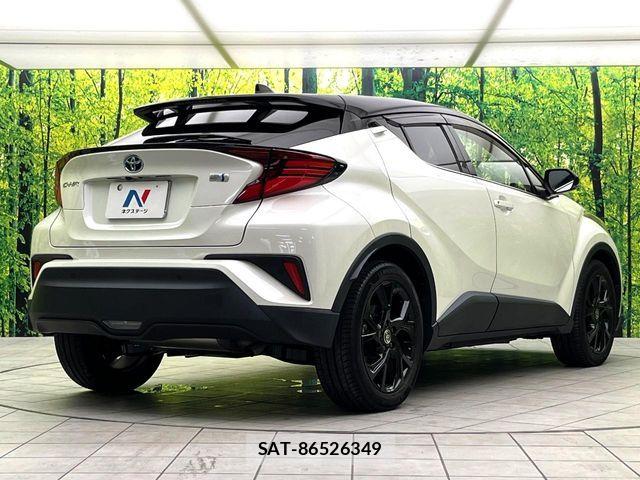 Toyota C-HR 2021-04 8335206-16