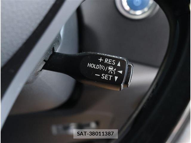 Toyota C-HR 2018-07 8335210-28