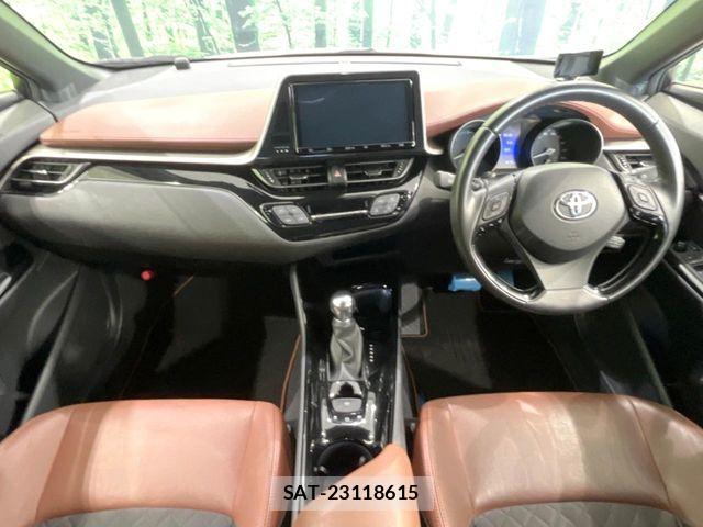 Toyota C-HR 2019-08 8335208-1