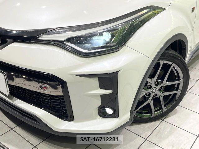 Toyota C-HR 2020-01 8335204-11