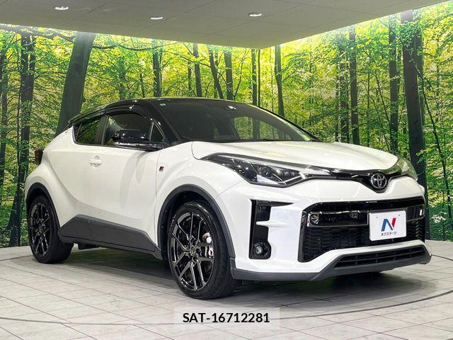 Toyota C-HR 2020-01 8335204-15