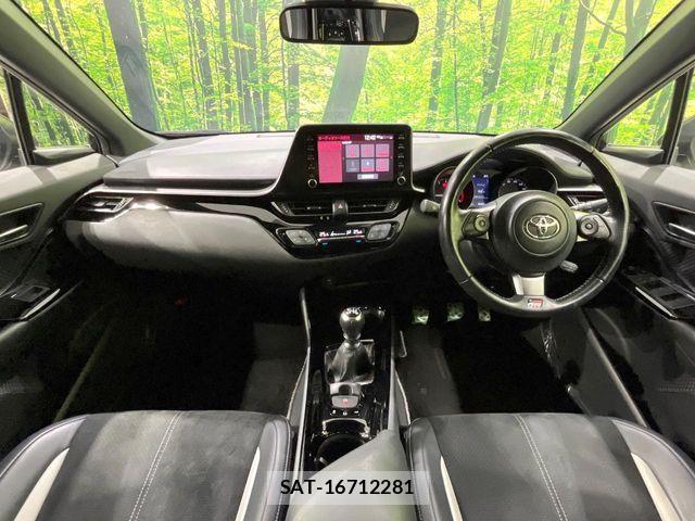 Toyota C-HR 2020-01 8335204-1