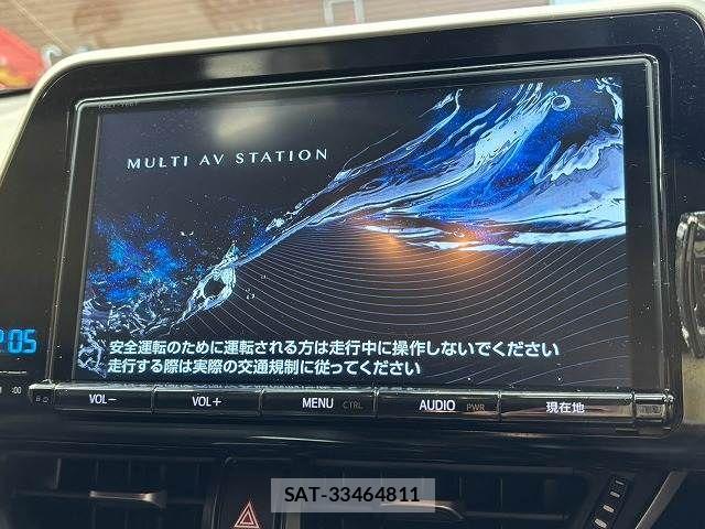 Toyota C-HR 2017-07 8335215-2