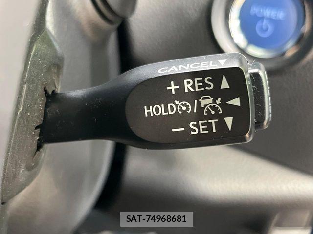 Toyota C-HR 2019-11 8335209-5