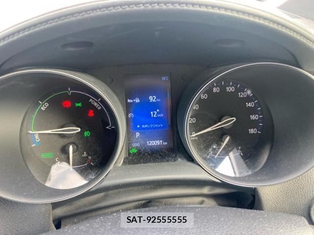 Toyota C-HR 2018-08 8335217-18