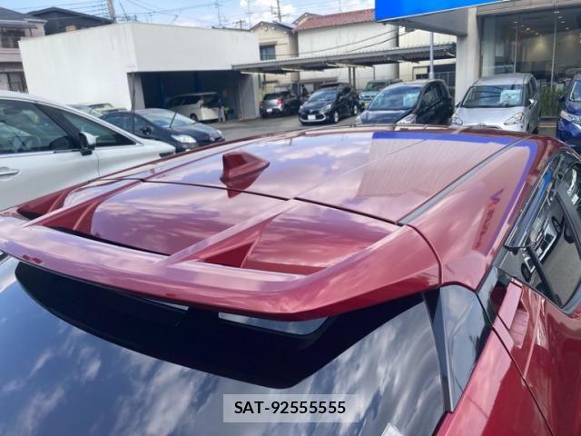 Toyota C-HR 2018-08 8335217-5