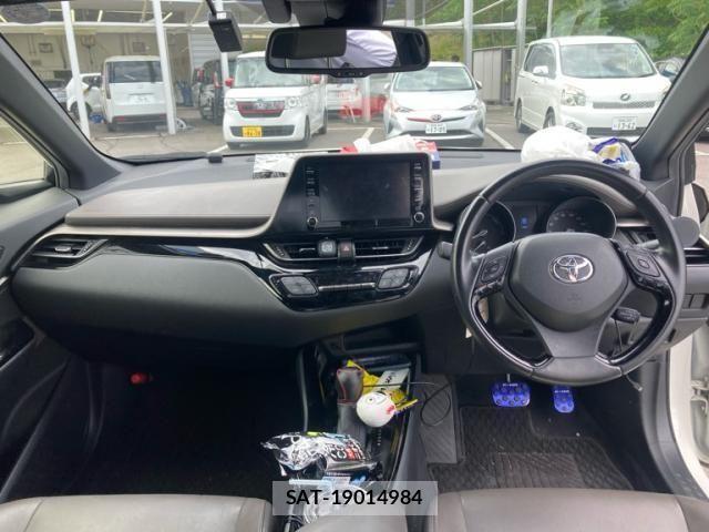 Toyota C-HR 2021-03 8335207-14